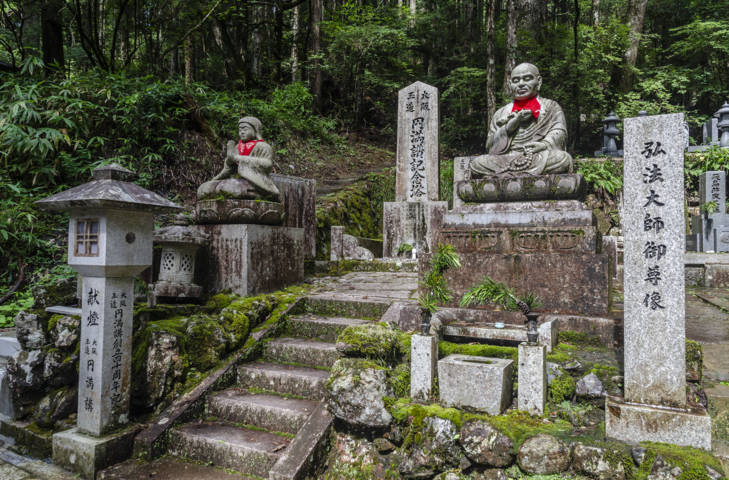 193 - Koyasan - cementerio de Okunoin